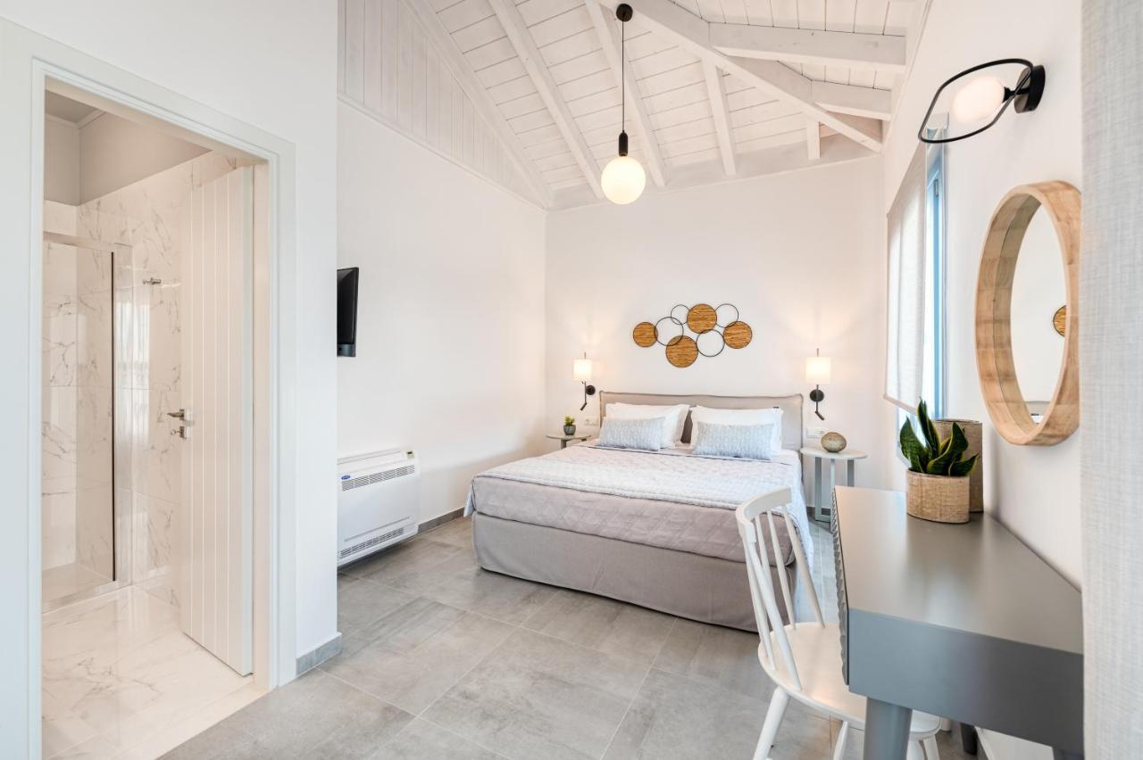 Отель Lumiere Spetses Экстерьер фото