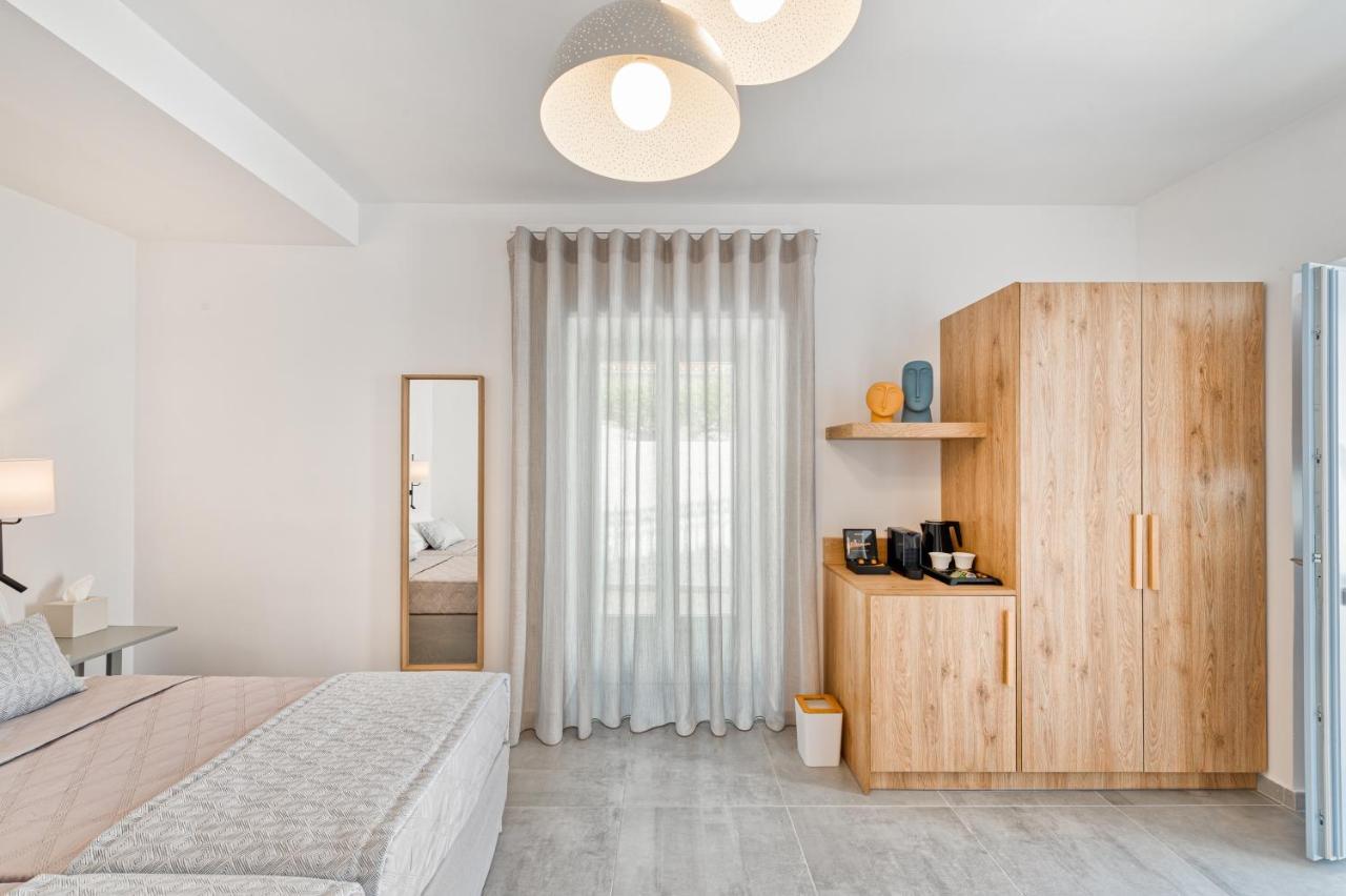 Отель Lumiere Spetses Экстерьер фото